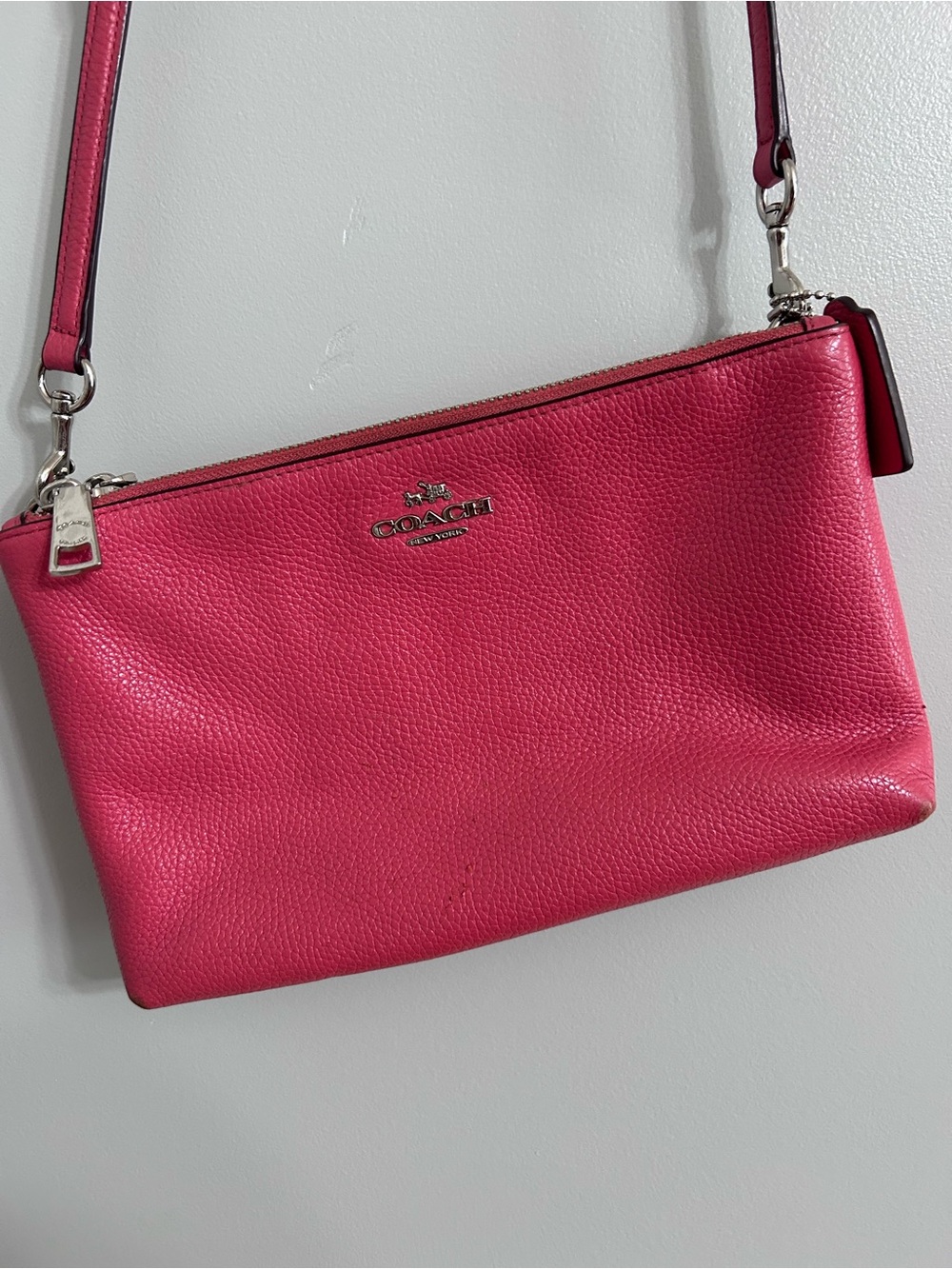 Coach Lyla Double Zip Pebble Leather Clutch Bag Carnation Pink F38273